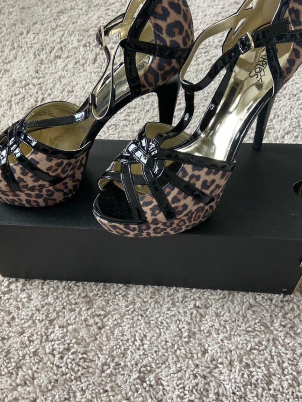 Carlos by Carlos Santana Women's Multi Courts